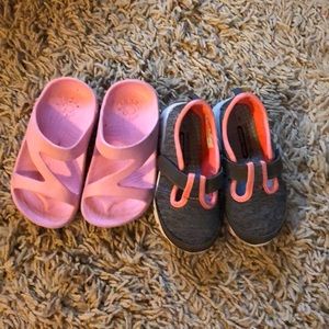 Toddler size 8 play shoes